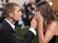 Vợ chồng Justin Bieber ngày càng hạnh phúc hậu có con