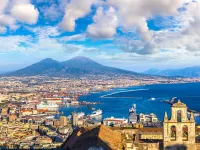 Cuộc sống sầm uất dưới chân núi lửa Vesuvius ở Italy