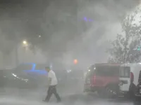 Siêu bão Milton tàn phá bang Florida (Mỹ), ít nhất 4 người chết