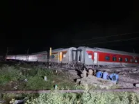 Tai nạn đường sắt tại Ấn Độ: 12 toa tàu trật bánh, 19 người bị thương