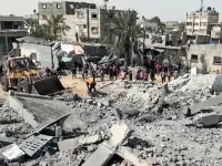 Israel giam giữ hàng trăm người tại bệnh viện ở Gaza