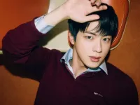 Bài hát mới của Jin (BTS) đã lọt Top 10 bảng xếp hạng toàn cầu của Spotify