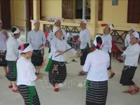 Tho ethnic group drums to preserve gong culture