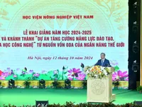 Top leader attends opening of new academic year at Vietnam National University of Agriculture