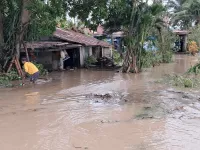 Bão Yinxing đổ bộ vào Philippines, mang theo gió mạnh và mưa lớn