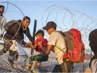 Các băng đảng tội phạm Mexico chi phối người di cư đến Mỹ