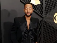 Đề cử giải Grammy 2025 và 'Chiếc vé về tuổi thơ' của John Legend