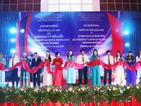 Vietnam, Laos step up trade, tourism promotion