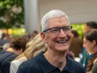 CEO Tim Cook: Apple không thể thành công nếu thiếu đối tác Trung Quốc