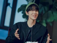 J- Hope (BTS) tham gia chương trình thực tế sau khi xuất ngũ