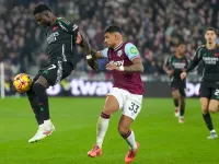 Thắng West Ham, Arsenal vượt mặt Man City trên bảng xếp hạng