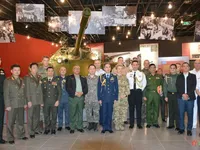 Foreign military attachés visit Vietnam Military History Museum