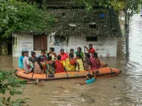 Bão Fengal tàn phá bang Tamil Nadu của Ấn Độ, ít nhất 12 người tử vong