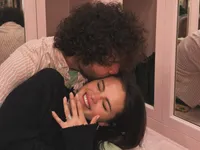 Selena Gomez đính hôn