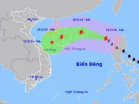 Typhoon Man-yi enters East Sea, becoming Storm No. 9