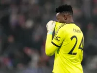 Onana phạm sai lầm, Manchester United thắng nhọc Viktoria Plzen