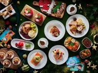 Emirates celebrates Christmas onboard and in lounges