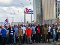 Hàng trăm nghìn người Cuba biểu tình phản đối Mỹ cấm vận