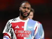 Raheem Sterling bất ngờ "mất tích": Arsenal loay hoay trước Crystal Palace!