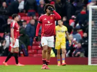 Manchester United đứt mạch trận thắng