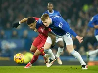 Liverpool đánh rơi điểm ở phút 90+8