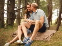 Công nương Kate và Hoàng tử William đăng tải hình ảnh ngọt ngào nhân ngày Valentine