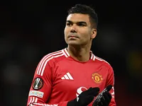 Casemiro hé lộ bất ngờ về tương lai tại Manchester United