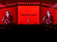 J-Hope (BTS) tỏa sáng trong ngày trở lại
