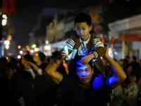 Vietnam saves 448,000 kWh during Earth Hour 2025