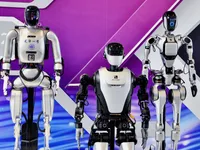 Trung Quốc cho 100 robot hình người 'đi học'