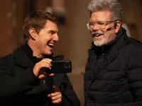 Xúc động cách Tom Cruise tri ân người cộng sự thân thiết, đạo diễn Christopher McQuarrie