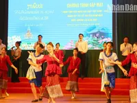 Bunpimay get-together helps tighten bonds between Son La youths and Lao students