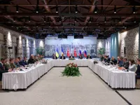 Gần 2 tiếng Nga - Ukraine đàm phán ở Istanbul: Tín hiệu tích cực nhưng hòa bình vẫn xa vời