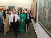Exhibition showcases President Ho Chi Minh in fine arts ​