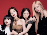 YG Entertainment bị fan chỉ trích vì thay đổi kế hoạch trở lại của BLACKPINK