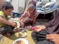 Cuộc sống của một gia đình bên bờ vực nạn đói ở Dải Gaza