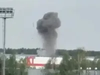 Nhiều tiếng nổ vang lên gần Moscow, Nga tạm dừng hoạt động hai sân bay do UAV Ukraine