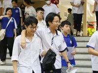 Môn thi cuối nhẹ nhàng, thí sinh tự tin đạt điểm tốt