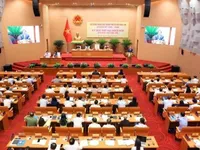 Ha Noi passes key resolutions to implement two-level local government model