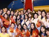 PM arrives in Ha Noi, concluding working trip to China