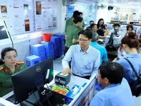 More than 200 foreigners granted Level-2 e-ID accounts in Dong Nai province