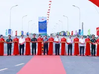 New Phong Chau bridge heals wounds, rekindles trust, happiness: PM