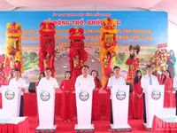 Dong Nai launches construction of key road project linking seaports