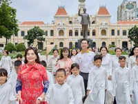 September Episode of Kindness Bus : “A Gift for the New School Year” Reaches 7 Shelters in Ho Chi Minh City