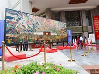 Lacquer painting depicting President Ho Chi Minh sets Guinness World Record