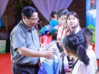 PM attends ground-breaking ceremony for border boarding school in Thanh Hoa
