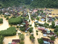 Swift support flood relief in Hue and Da Nang