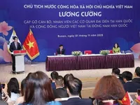 State President meets Vietnamese community in southeastern RoK