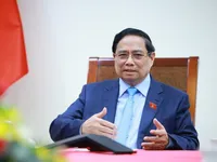 Vietnamese, Thai PMs discuss measures to tighten ties