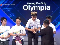 An exhilarating race for  points opens the 26th season of Road to Olympia Mount